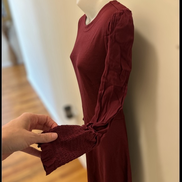 Burgundy Marooon long Sleeve Shift Dress The Loft size 10 - Picture 2 of 3